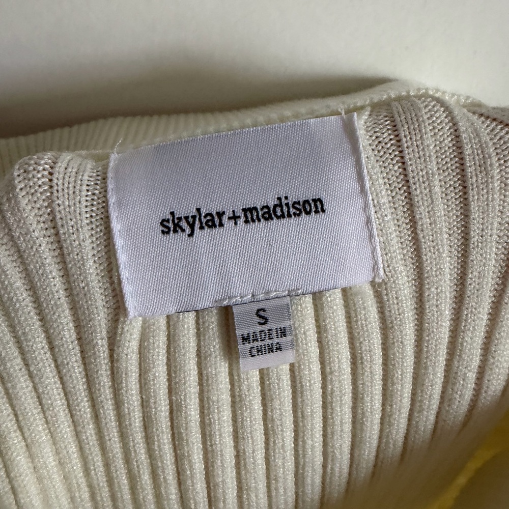 Skylar + Madison Ivory Knit Ribbed Slit Midi Skirt size Small EUC - Picture 4 of 5